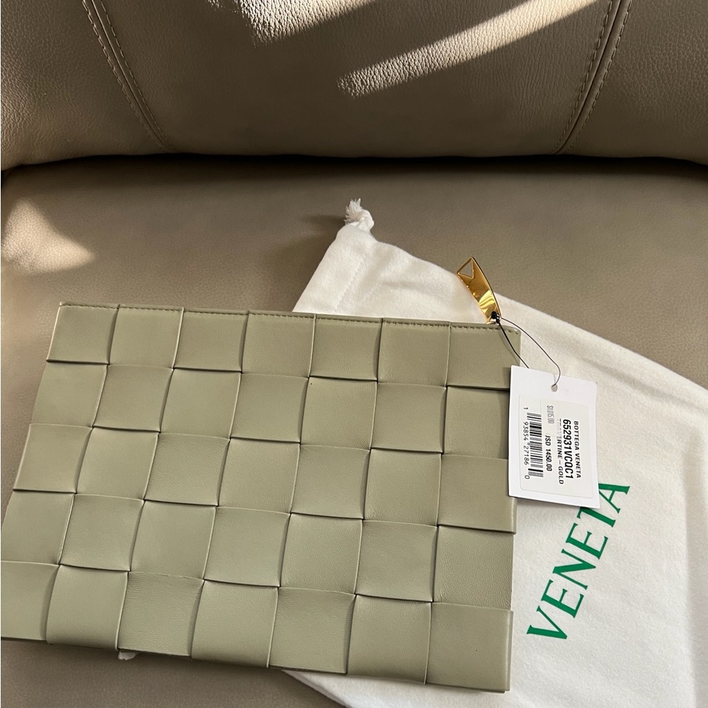 Venezia Olive Green Woven Clutch Bag
